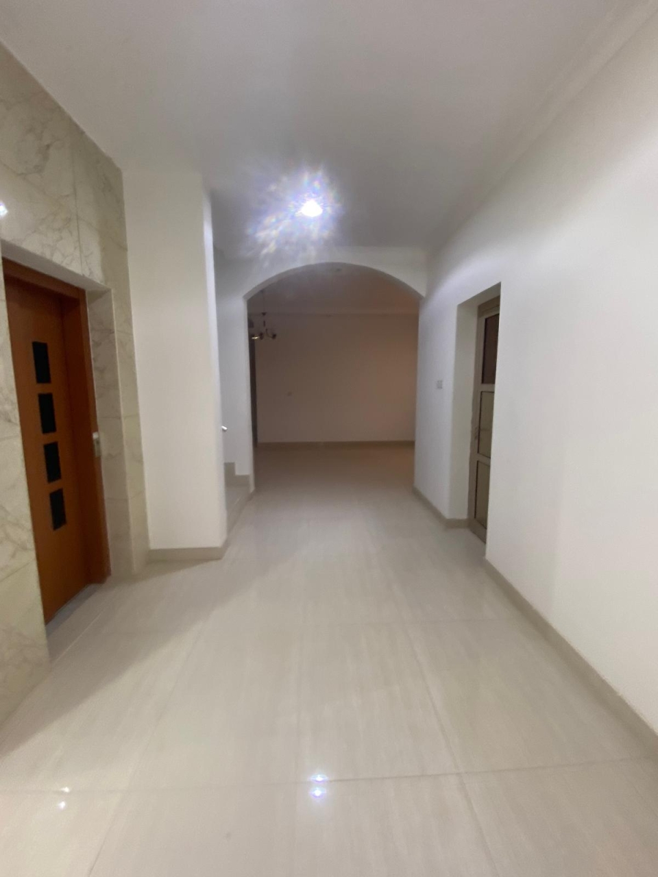 property 1023 image 2