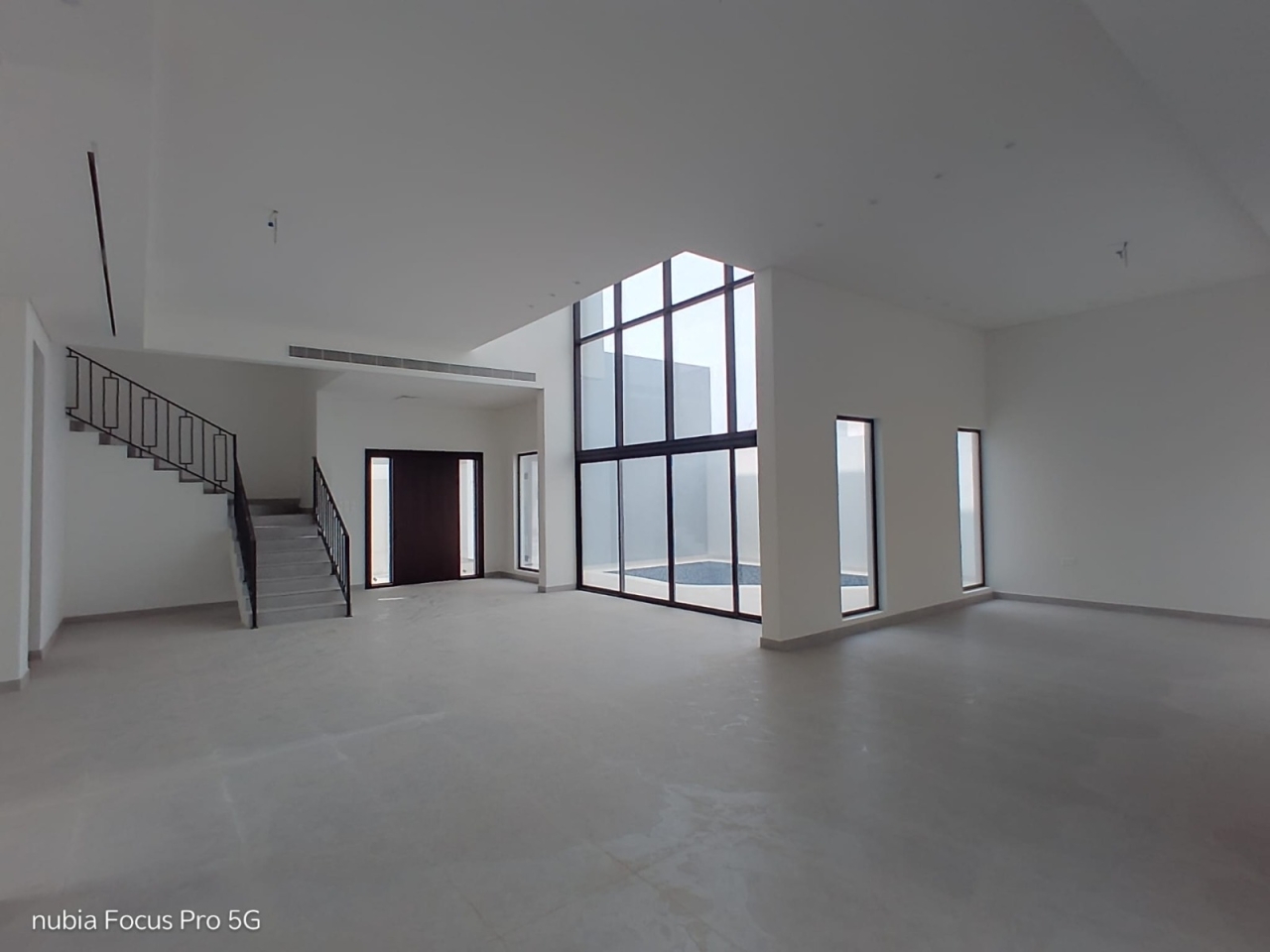 property 2117 image 2