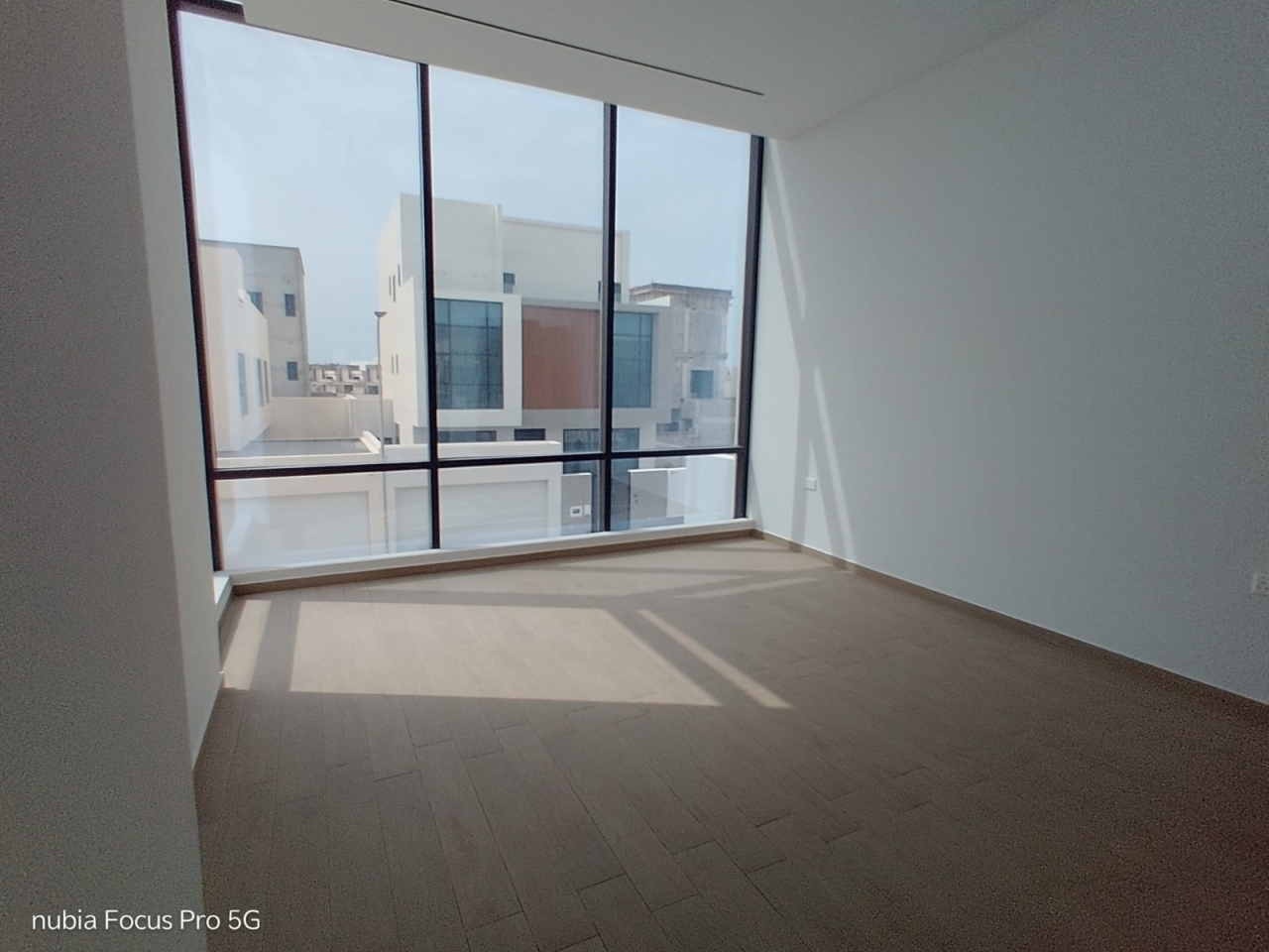 property 2117 image 4