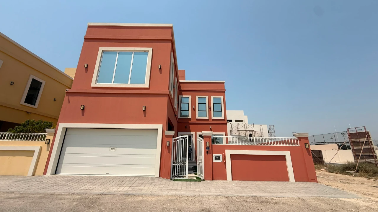 property 2298 image 0