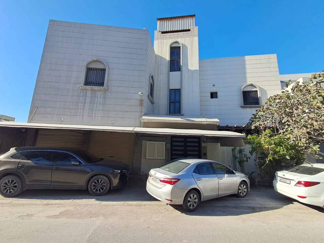 property 2337 image 0