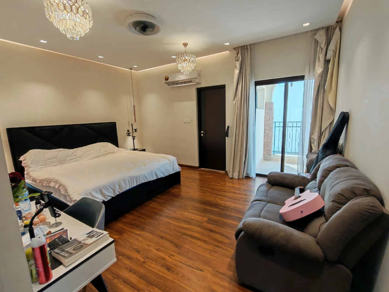 property 2410 image 4