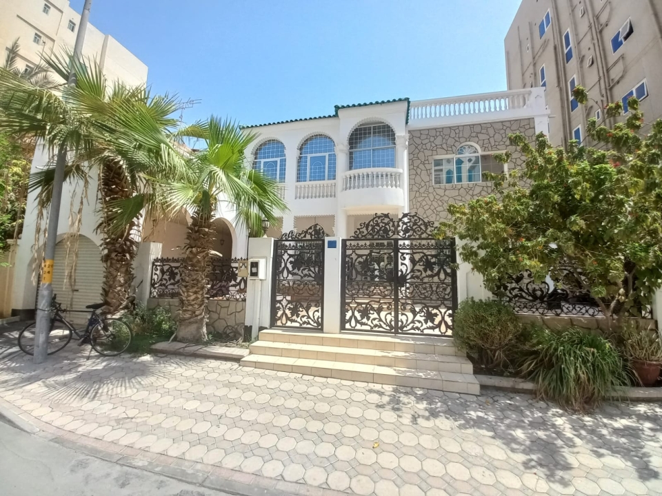 property 481 image 0